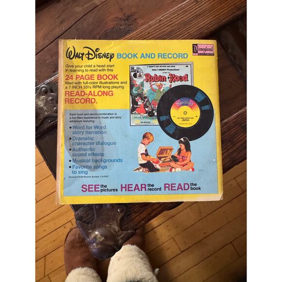 Bambi (1978) Disneyland softcover book with 33-1/3 RPM record - Picture 2 of 3